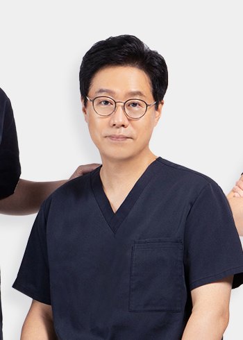 성형외과전문의 김홍석 대표원장